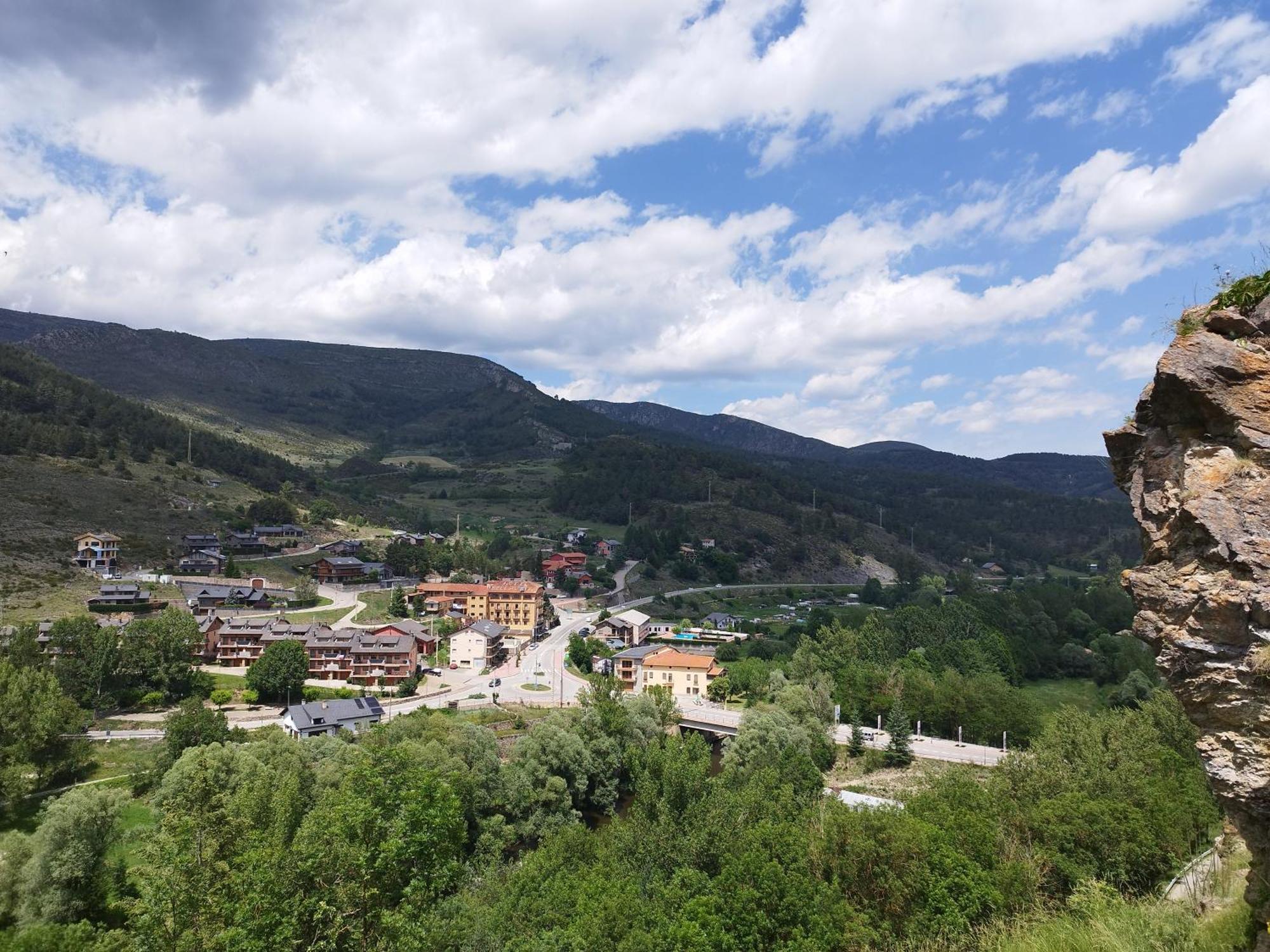 Cal Jan - Cadi Apartment Bellver De Cerdanya ภายนอก รูปภาพ